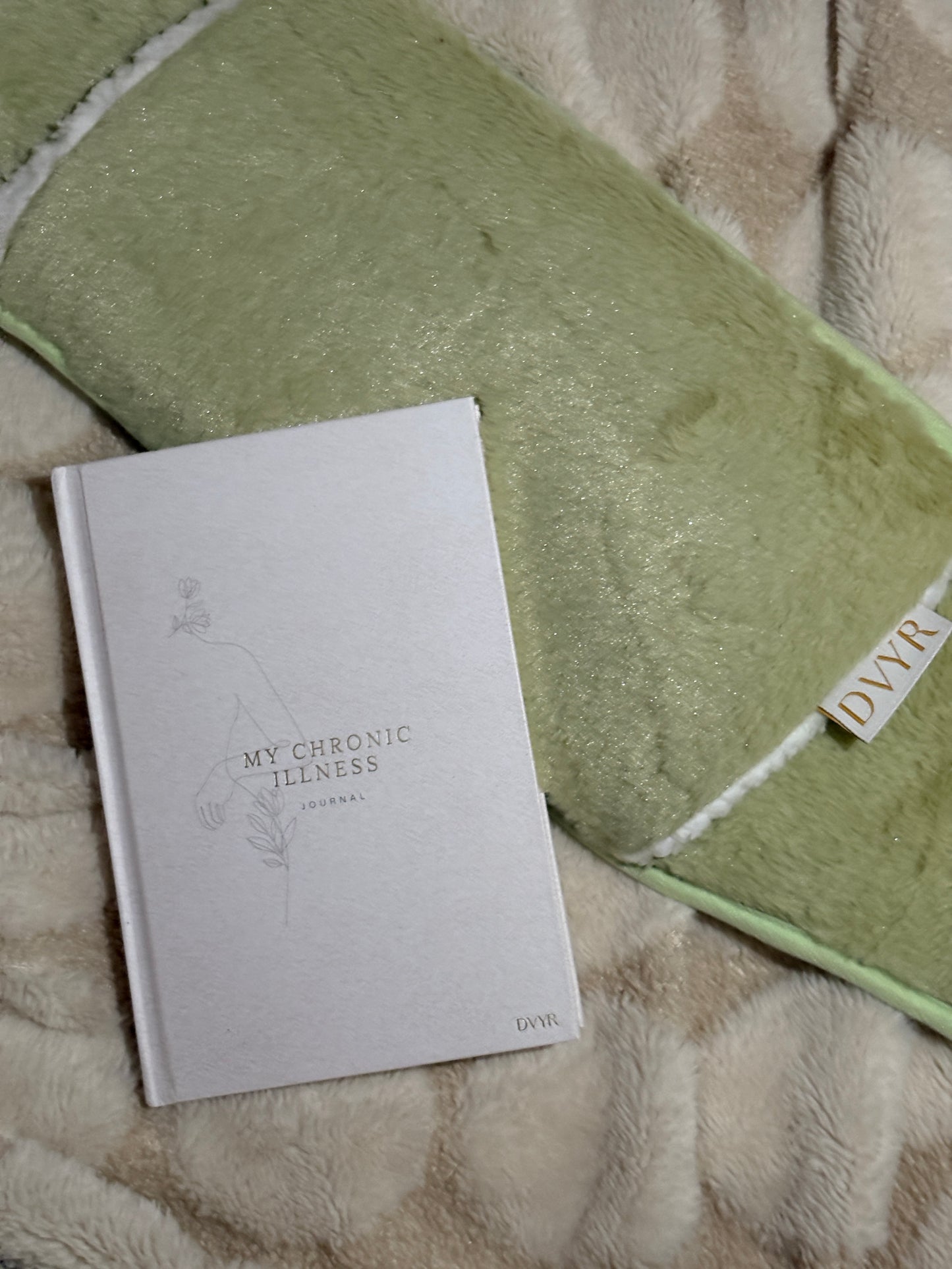 Giftset, Hot cuddle & My chronic illness journal.