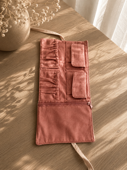 Aurea pouch